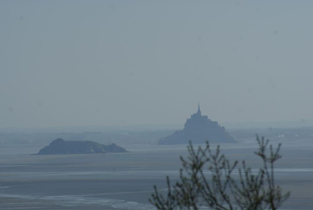 Maison Vue Sur Le Mont Saint Michel Et Sa Baie Champeaux Exterior foto